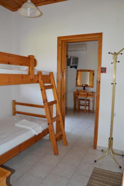 Theodore Apartments Захаро Стая снимка